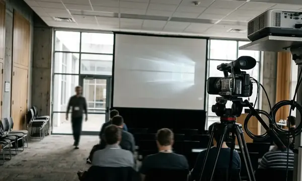 How Keynote Topics Shape an Academic Computing Conference
